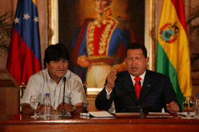 Evo Morales y Hugo Ch�vez